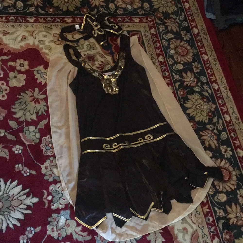 Costume